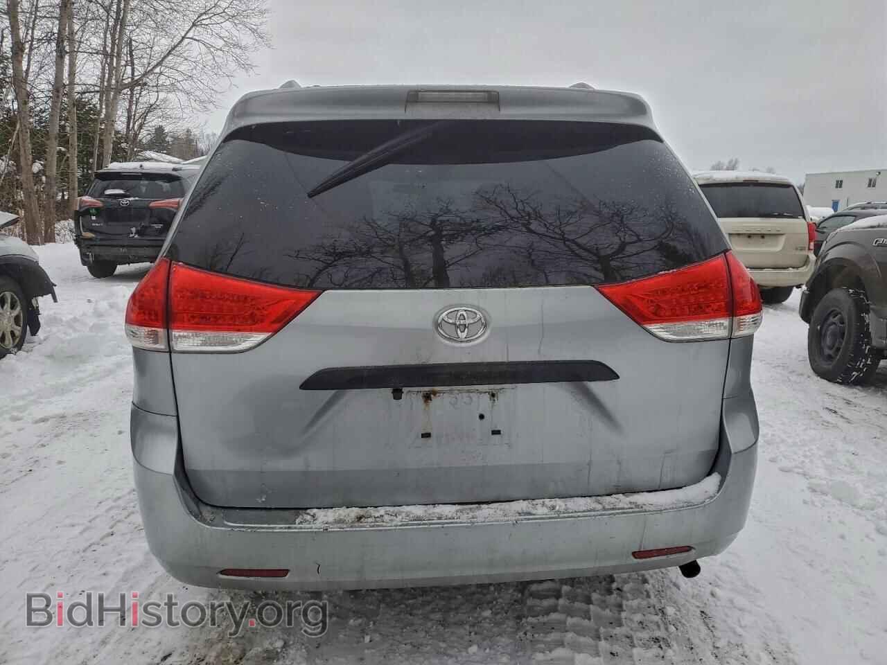 2011 TOYOTA All Models - VIN: 5TDZK3DC3BS144147 - Фото 6
