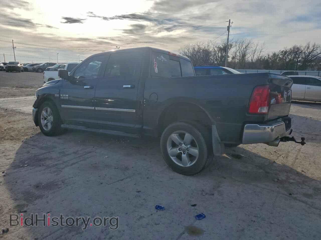2018 RAM 1500 - VIN: 3C6RR7LT6JG178379 - Фото 2