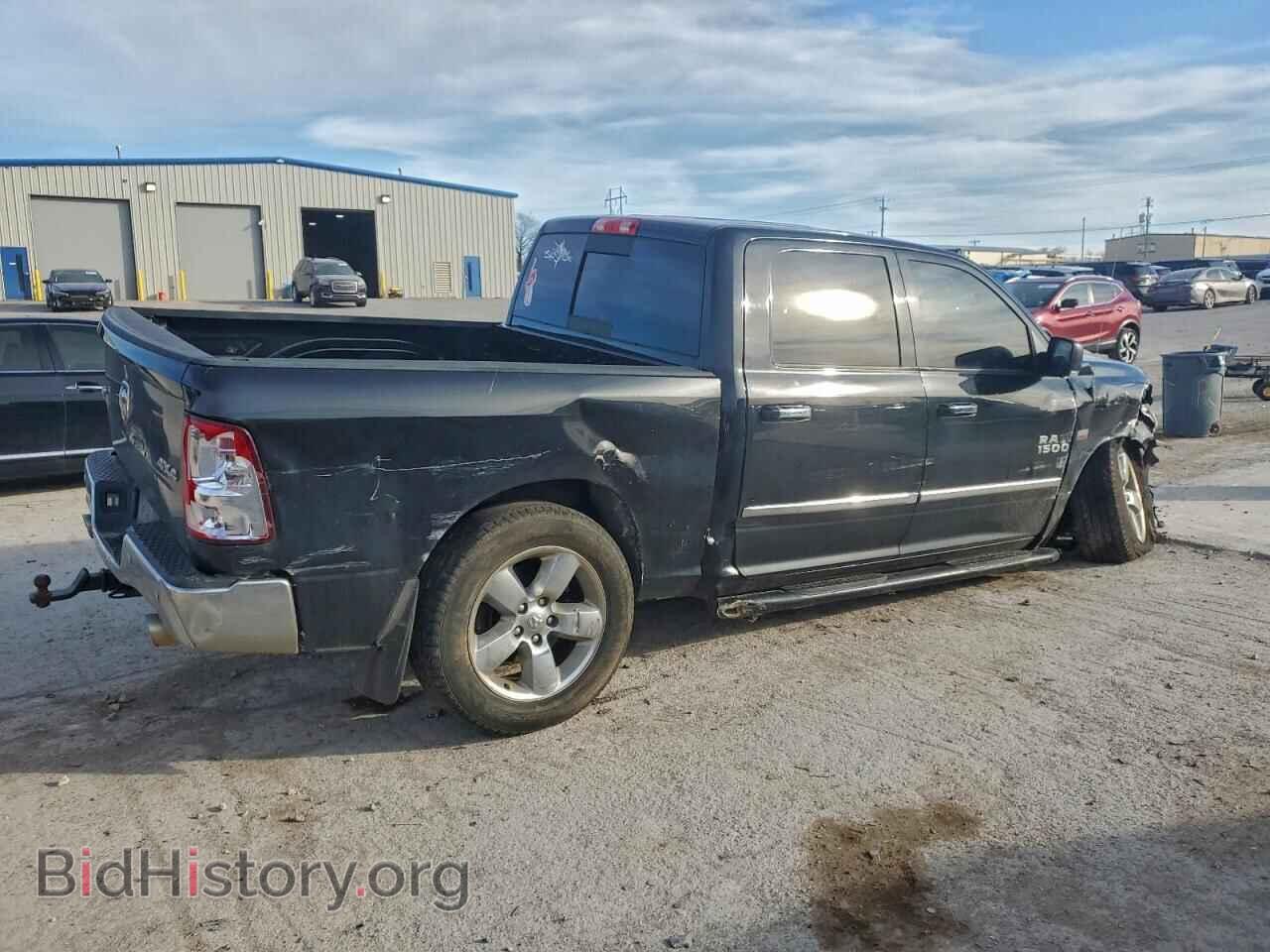 2018 RAM 1500 - VIN: 3C6RR7LT6JG178379 - Фото 3