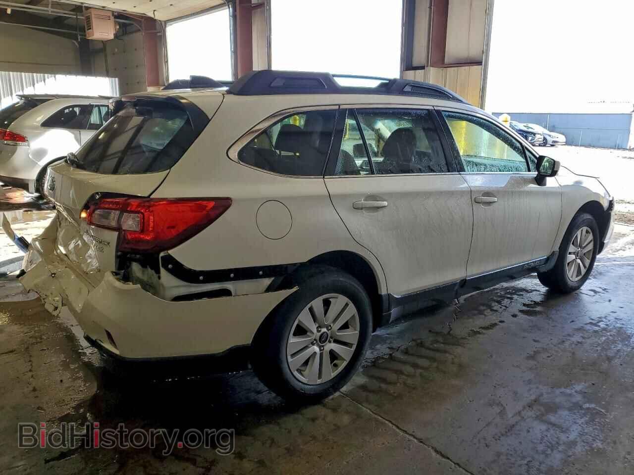 2017 SUBARU OUTBACK - VIN: 4S4BSACC2H3383167 - Фото 3