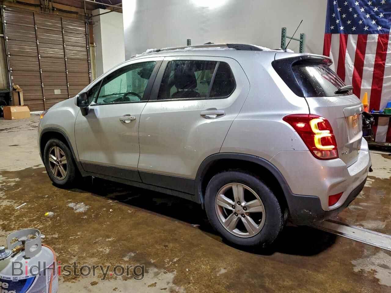 2021 CHEVROLET TRAX - VIN: KL7CJLSB8MB345505 - Фото 2