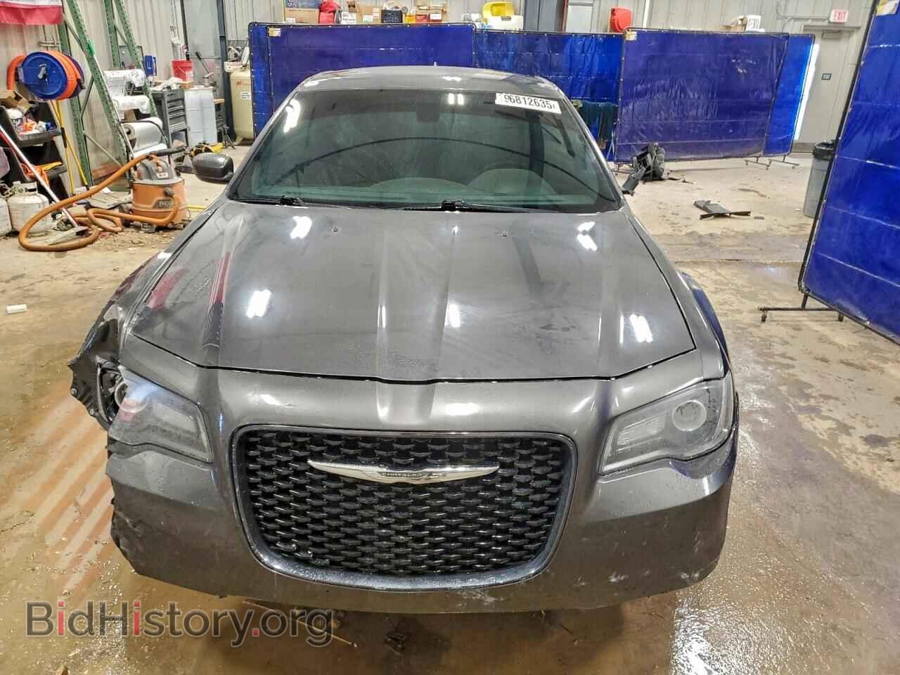 2018 CHRYSLER 300 - VIN: 2C3CCAGG9JH267572 - Фото 5