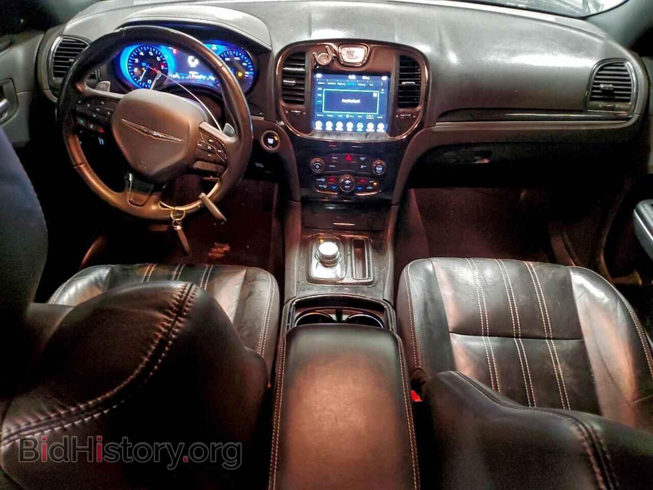 2018 CHRYSLER 300 - VIN: 2C3CCAGG9JH267572 - Фото 8