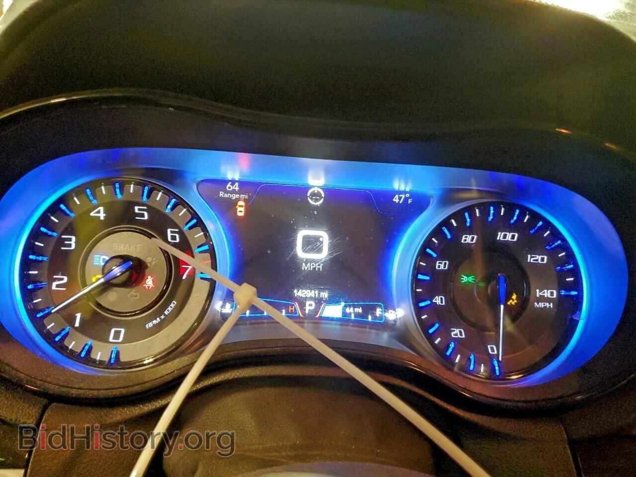2018 CHRYSLER 300 - VIN: 2C3CCAGG9JH267572 - Фото 9