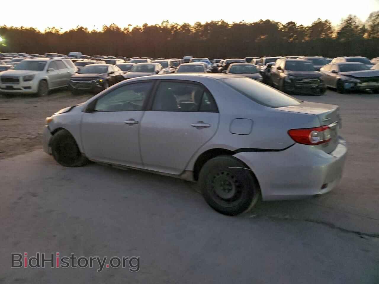 2011 TOYOTA COROLLA - VIN: 2T1BU4EEXBC748076 - Фото 2