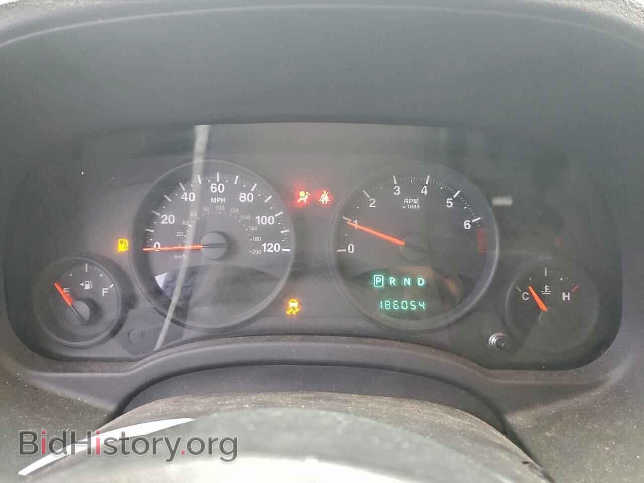 2011 JEEP COMPASS - VIN: 1J4NT1FB8BD151119 - Фото 9