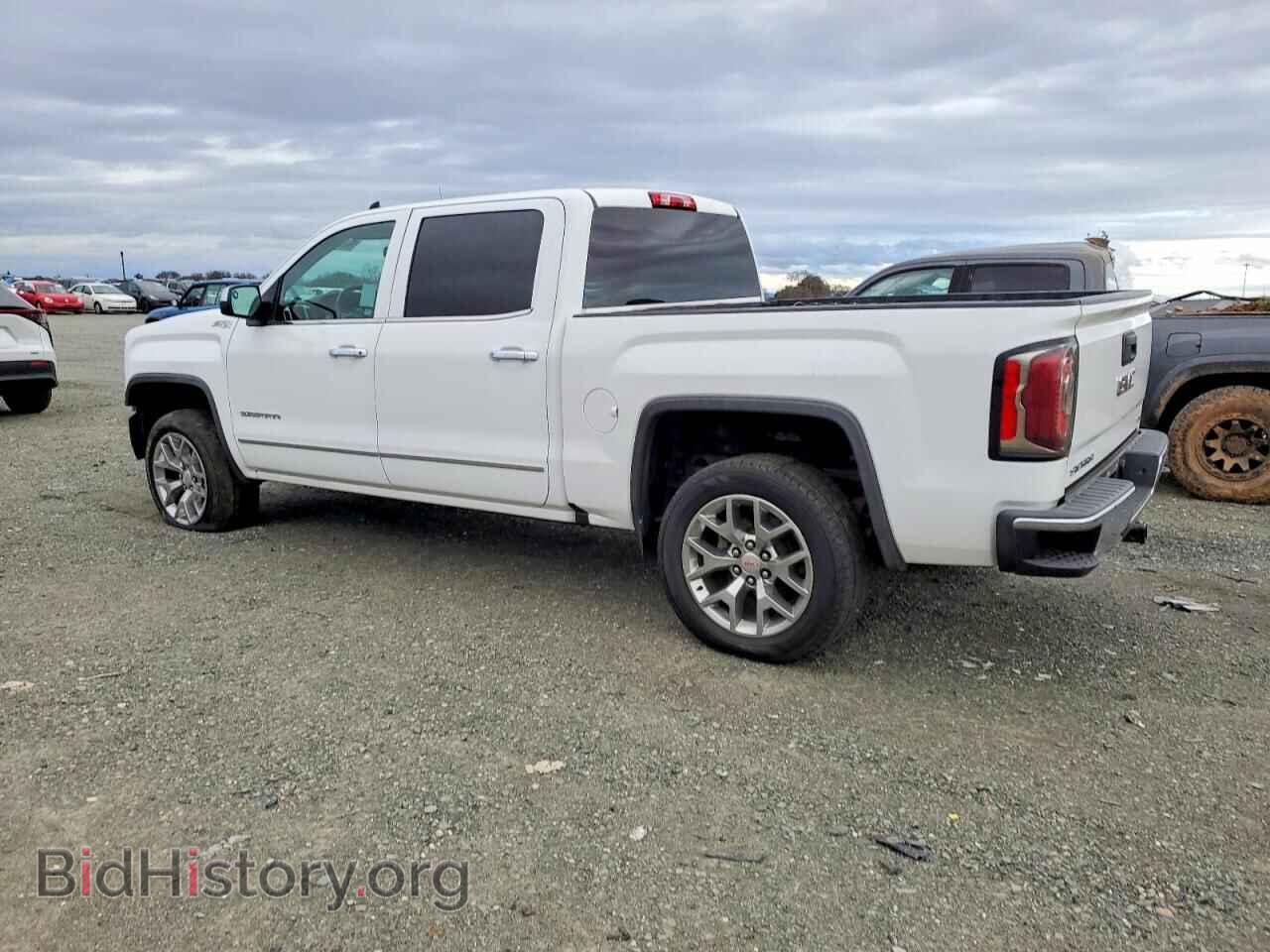2018 GMC SIERRA - VIN: 3GTU2NEC5JG406896 - Фото 2