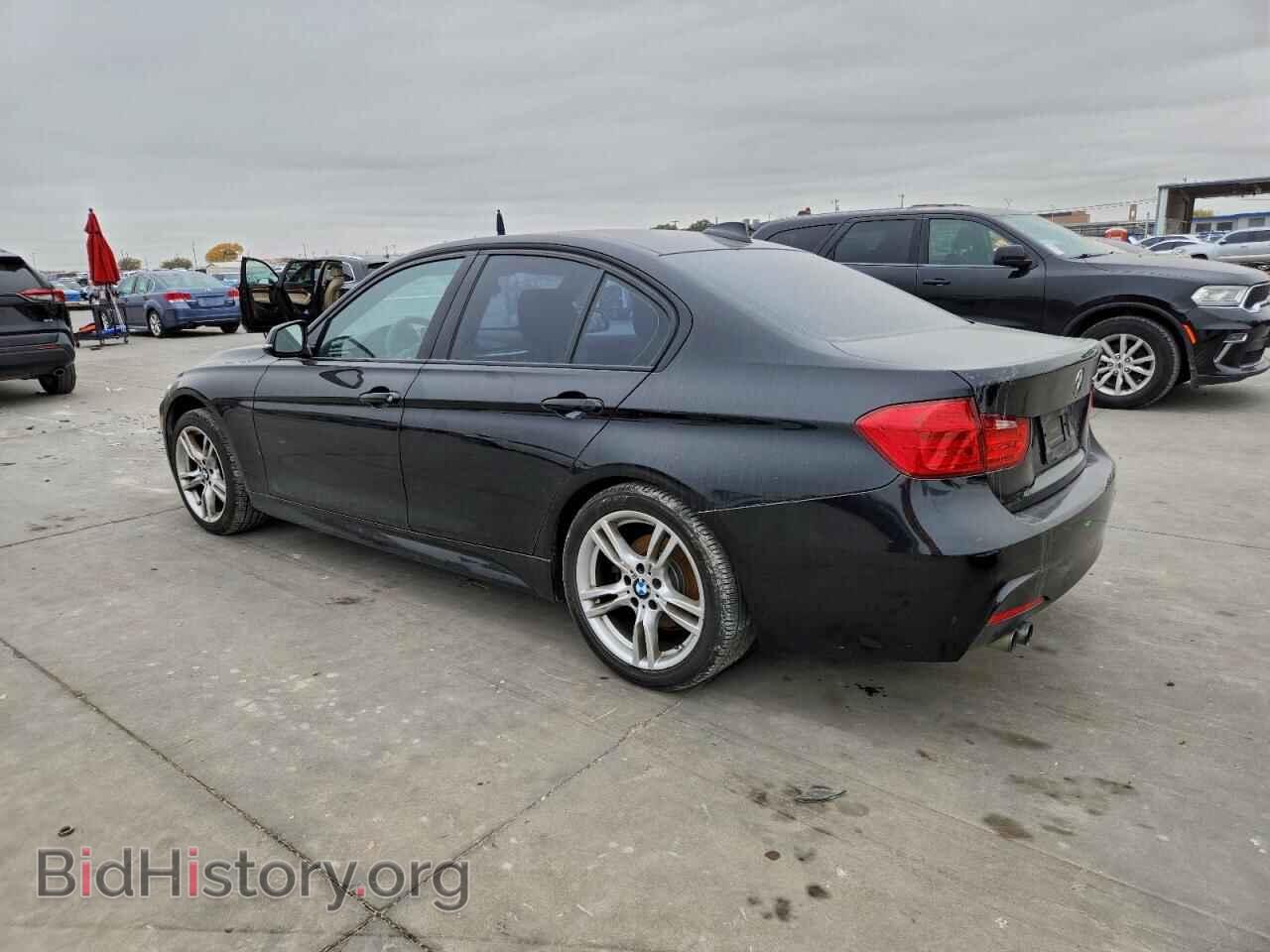 2013 BMW 328 - VIN: WBA3A5C52DF353421 - Фото 2