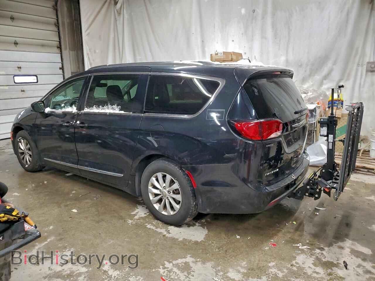 2019 CHRYSLER PACIFICA - VIN: 2C4RC1BG1KR733231 - Photo 2