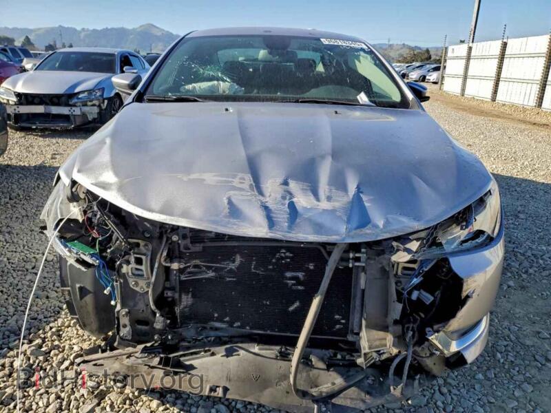 2015 Chrysler 200 (VIN 1C3CCCAB6FN622348) — photo 5 of 12
