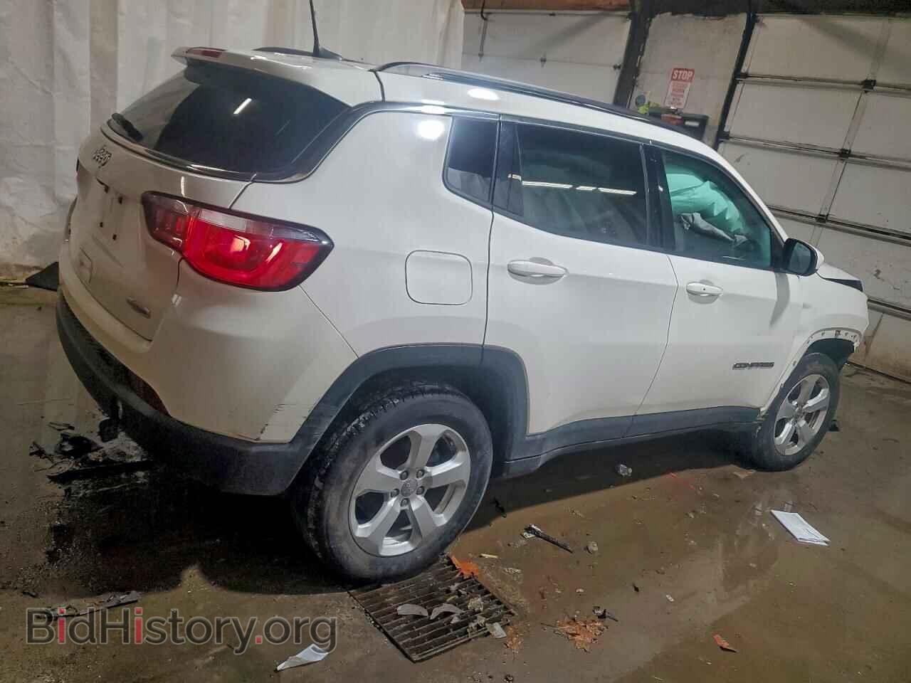 2019 JEEP COMPASS - VIN: 3C4NJDBB8KT628466 - Фото 3