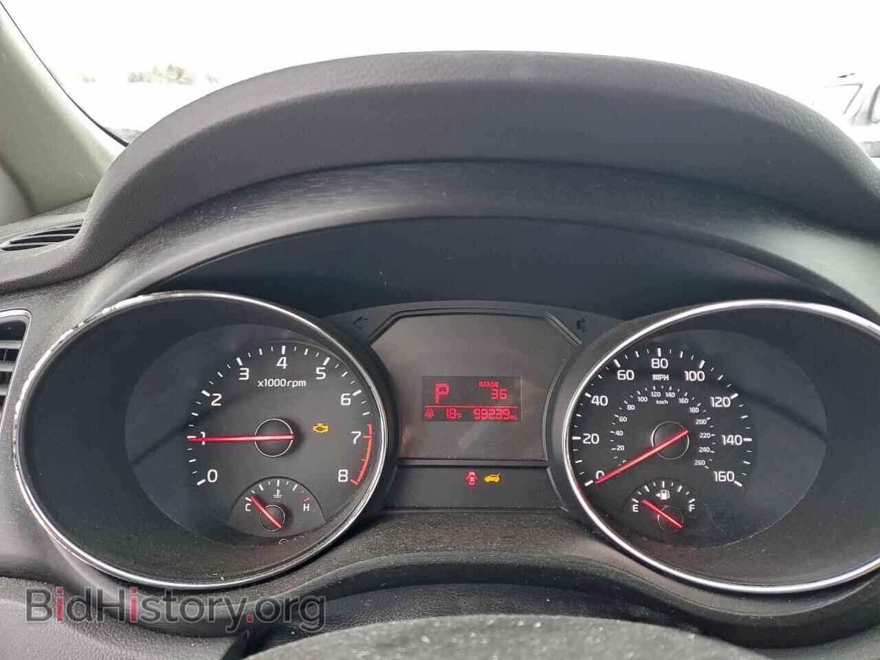 2016 KIA All Models - VIN: KNDMB5C19G6195214 - Photo 9