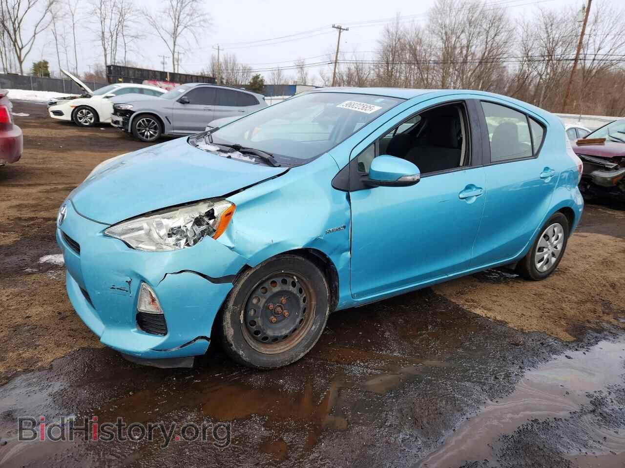 Фотография JTDKDTB35E1081276 - TOYOTA PRIUS 2014