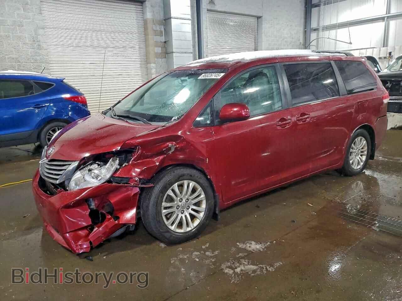 Фотография 5TDYK3DC7CS251599 - TOYOTA All Models 2012