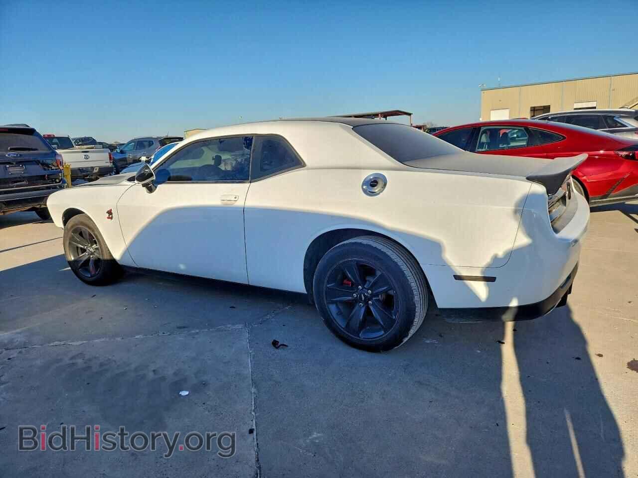 2018 DODGE CHALLENGER - VIN: 2C3CDZAG6JH245839 - Photo 2
