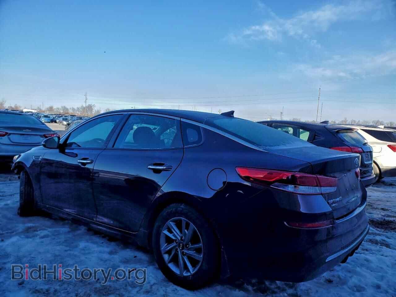 2019 KIA OPTIMA - VIN: 5XXGT4L37KG363092 - Фото 2