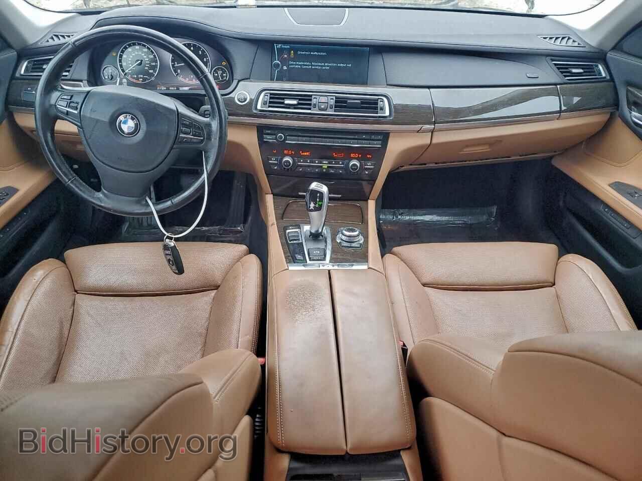 2011 BMW 7 SERIES - VIN: WBAKB8C51BC851537 - Фото 8