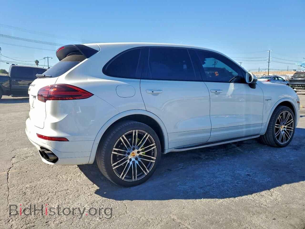 2017 PORSCHE CAYENNE - VIN: WP1AE2A27HLA71612 - Фото 3