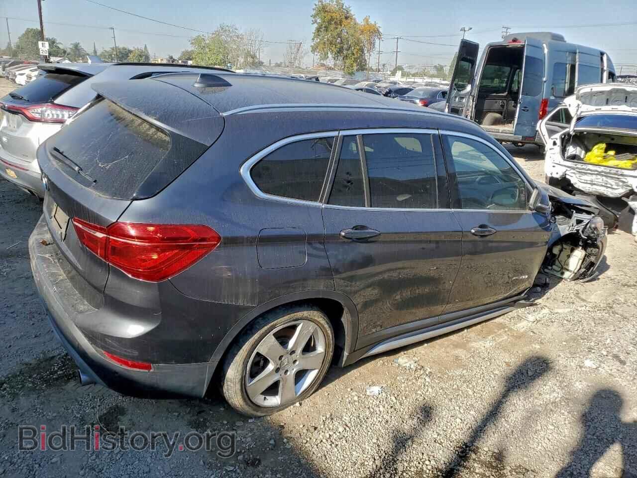 2016 BMW X1 - VIN: WBXHT3C32G5F66178 - Фото 3