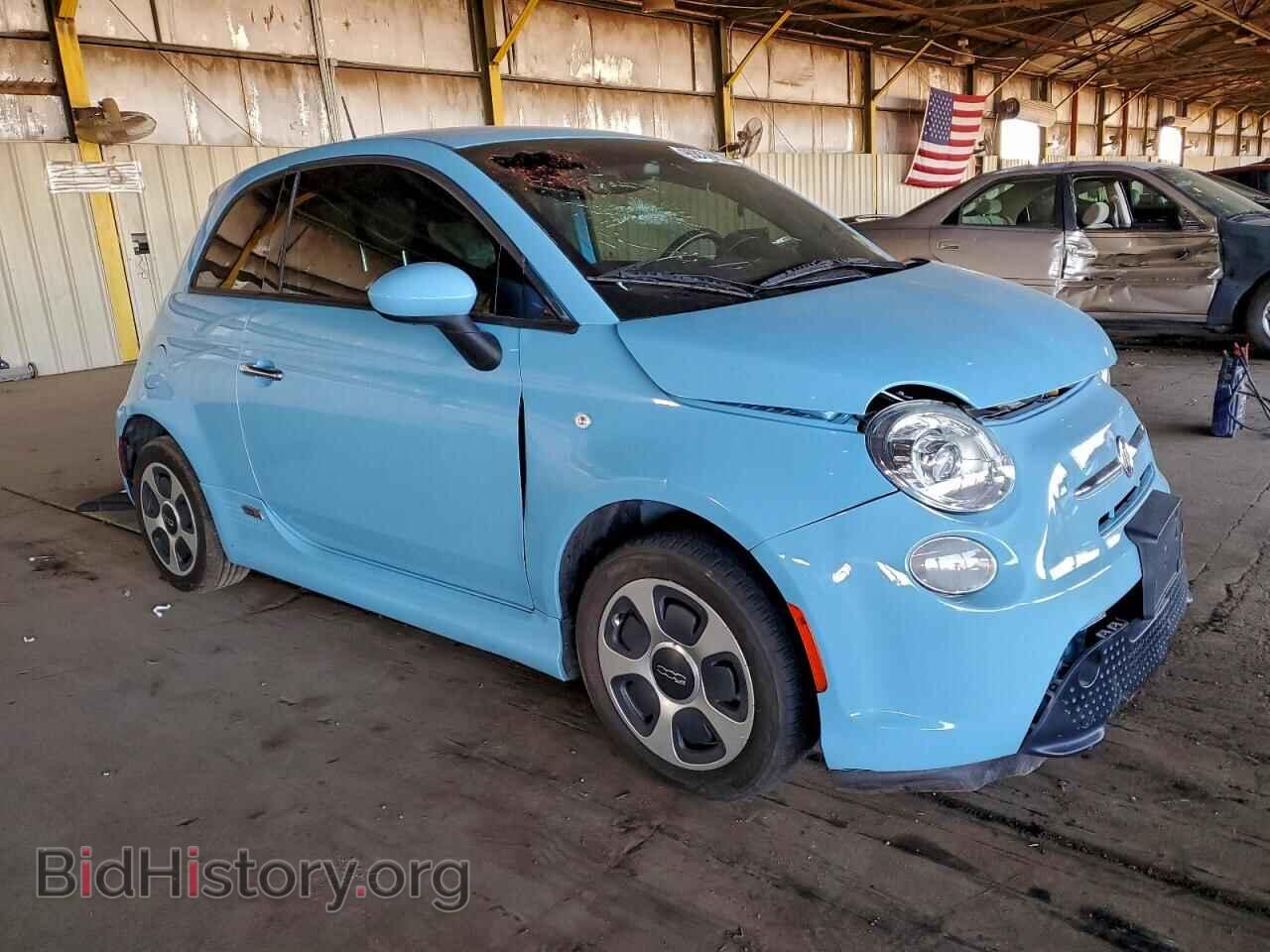 2017 FIAT 500 - VIN: 3C3CFFGEXHT620924 - Photo 4