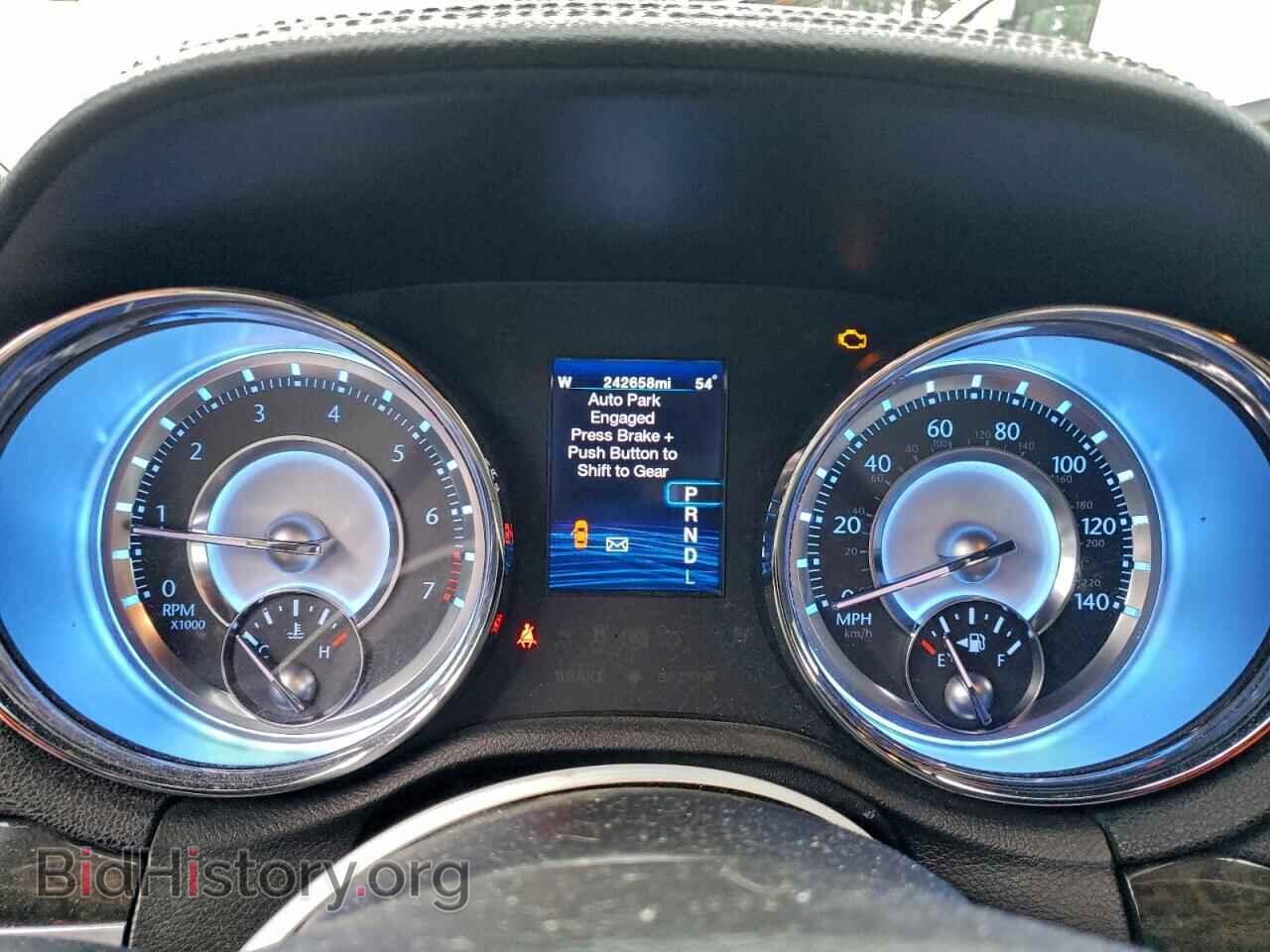 2012 CHRYSLER 300 - VIN: 2C3CCACG1CH135043 - Фото 9