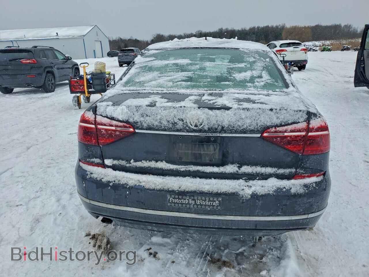 2017 VOLKSWAGEN PASSAT - VIN: 1VWAT7A34HC018019 - Фото 6