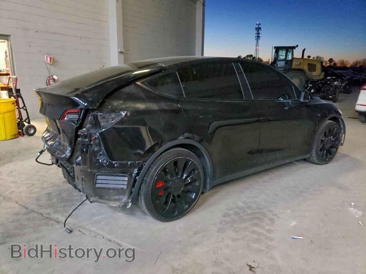 2022 TESLA MODEL Y - VIN: 7SAYGDEF1NF533439 - Photo 3