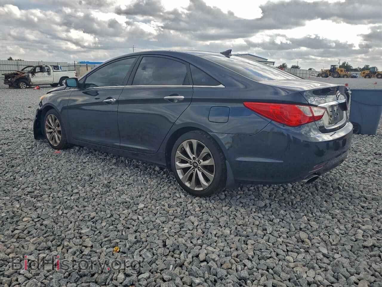 2013 HYUNDAI SONATA - VIN: 5NPEC4AC4DH605371 - Фото 2