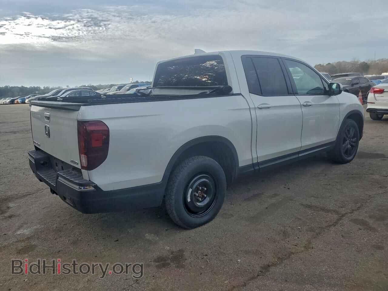 2019 HONDA RIDGELINE - VIN: 5FPYK3F14KB047557 - Фото 3