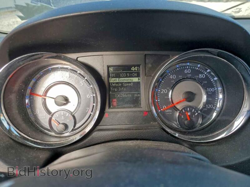 2015 Chrysler MINIVAN (VIN 2C4RC1BG9FR538340) — photo 9 of 16