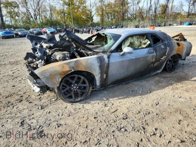 2020 Dodge CHALLENGER SXT (VIN 2C3CDZAG6LH218661) — фото 1 из 11, Copart, повреждение: пожар