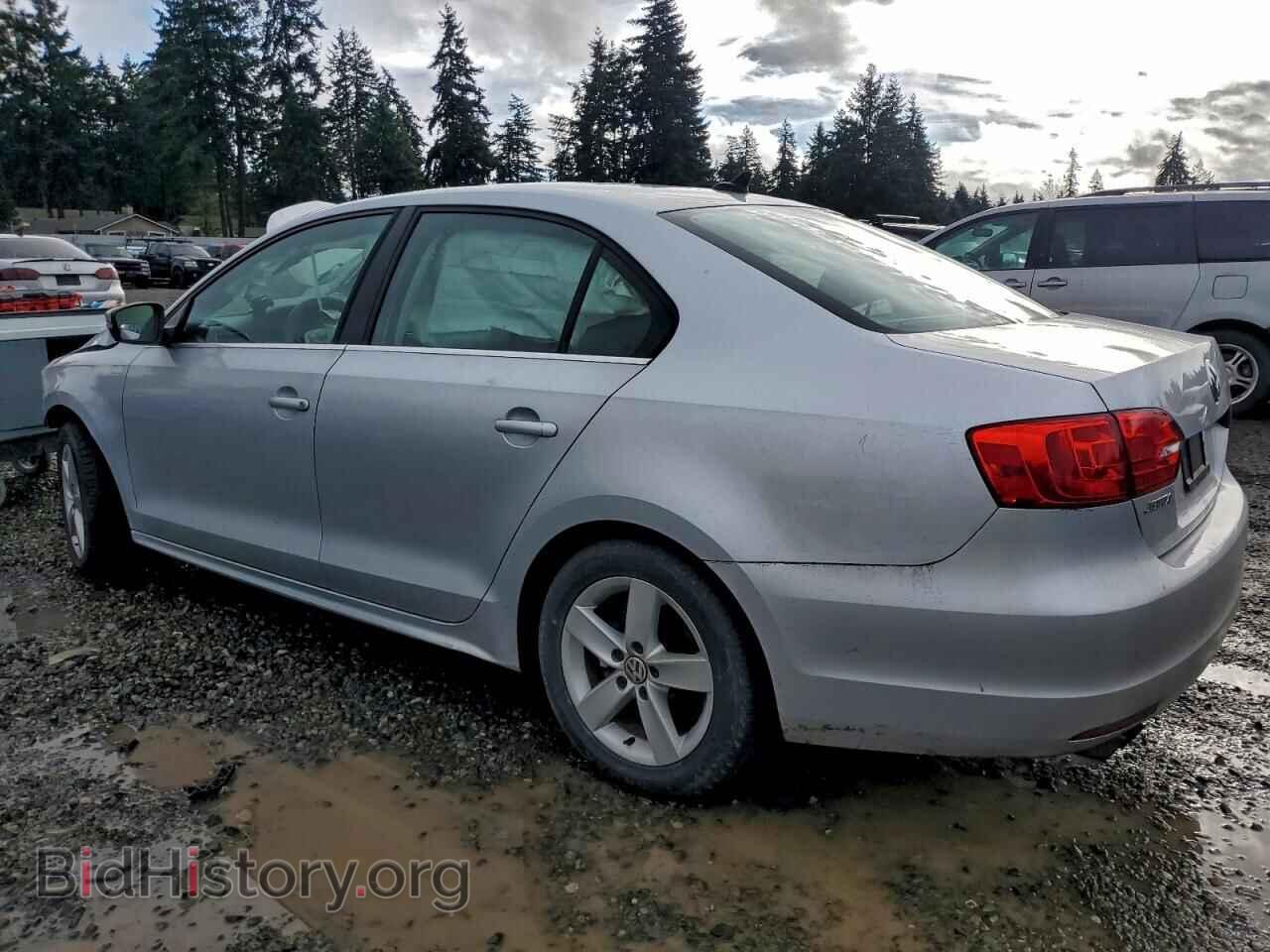 2014 VOLKSWAGEN JETTA - VIN: 3VWLL7AJ9EM233834 - Фото 2
