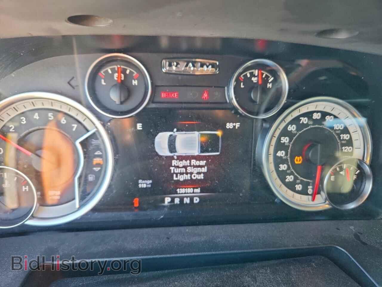 2017 RAM 1500 - VIN: 3C6RR6LT5HG592323 - Фото 9