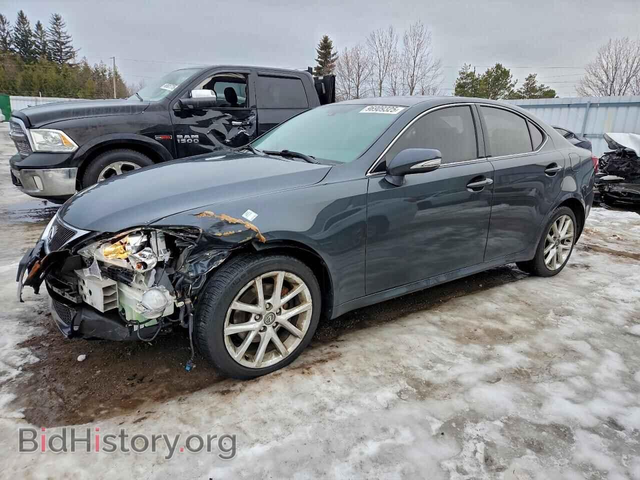 Photo JTHCF5C25B5052489 - LEXUS IS 2011