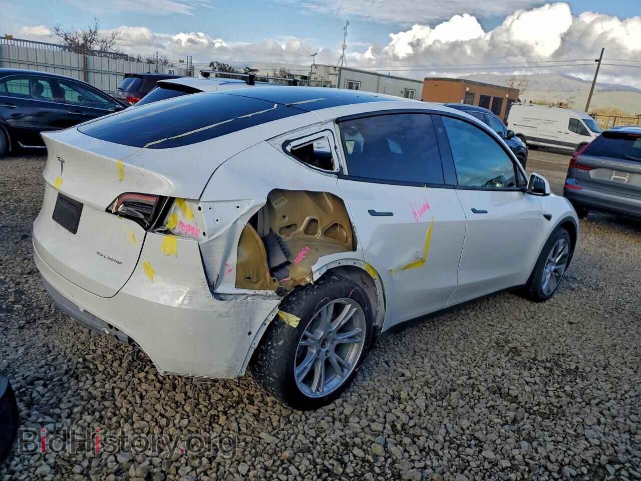 2022 TESLA MODEL Y - VIN: 7SAYGDEEXNF345834 - Photo 3