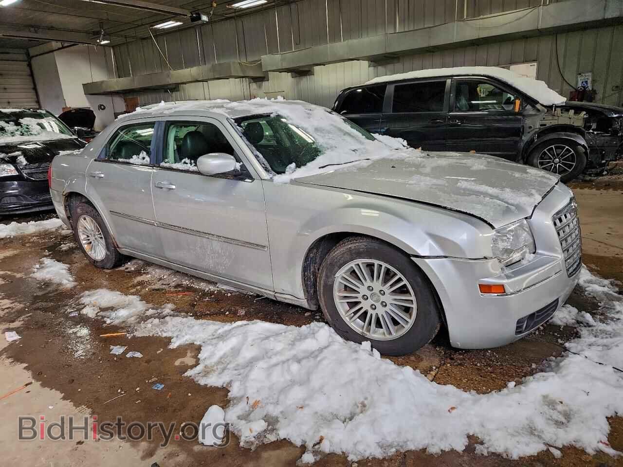 2008 CHRYSLER 300 - VIN: 2C3KA53G48H257881 - Фото 4