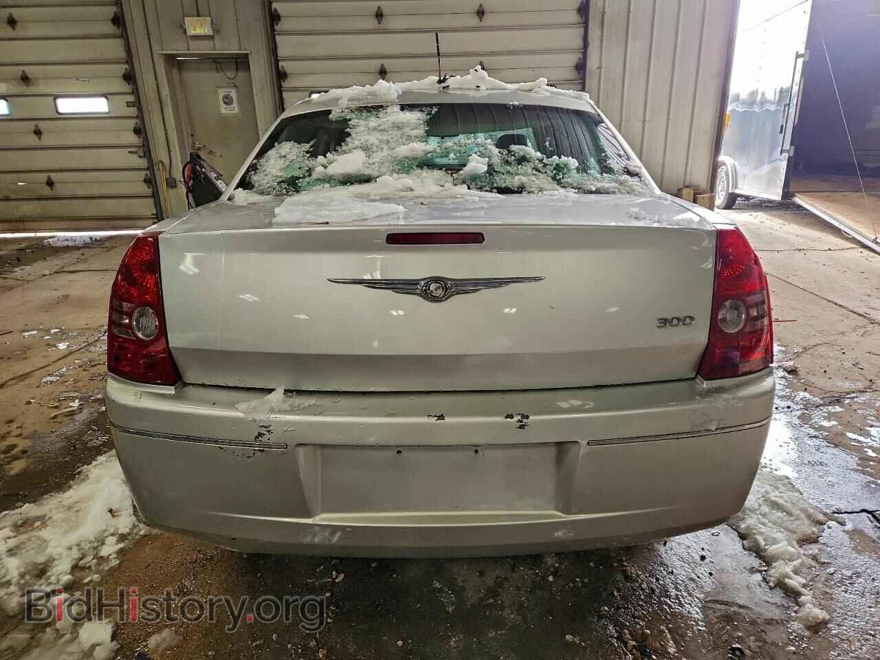 2008 CHRYSLER 300 - VIN: 2C3KA53G48H257881 - Фото 6
