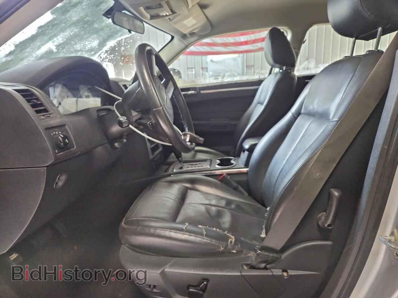 2008 CHRYSLER 300 - VIN: 2C3KA53G48H257881 - Фото 7
