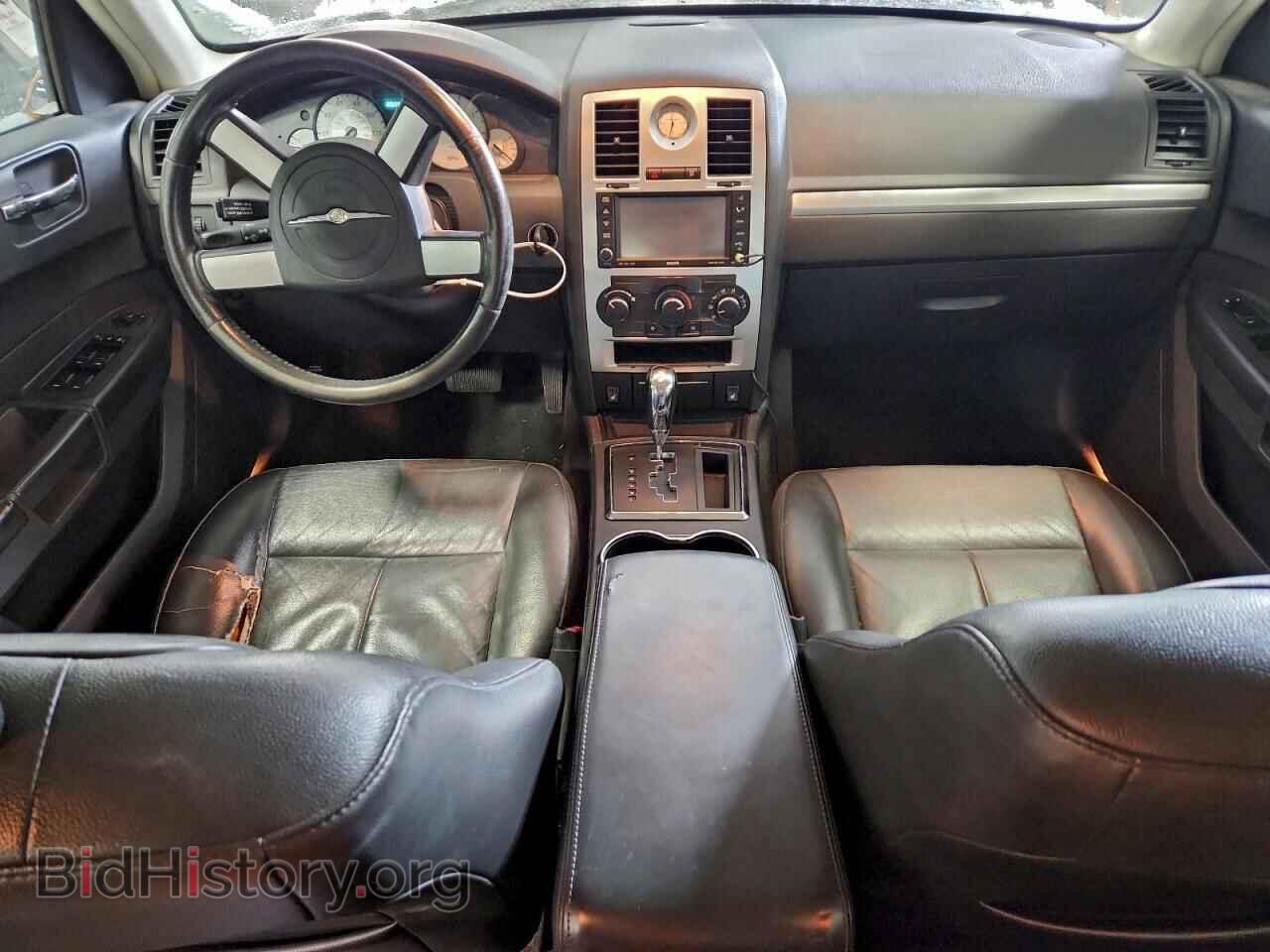 2008 CHRYSLER 300 - VIN: 2C3KA53G48H257881 - Фото 8
