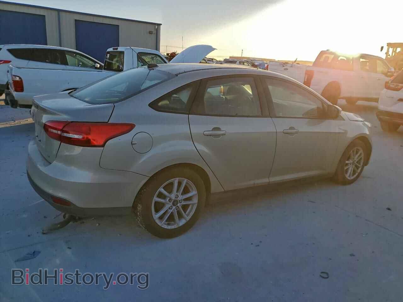 2018 FORD FOCUS - VIN: 1FADP3F22JL206210 - Фото 3