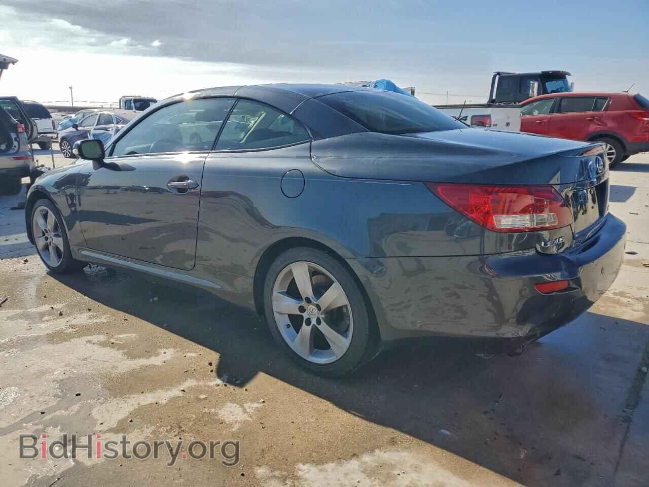2010 LEXUS IS - VIN: JTHFE2C22A2503828 - Photo 2