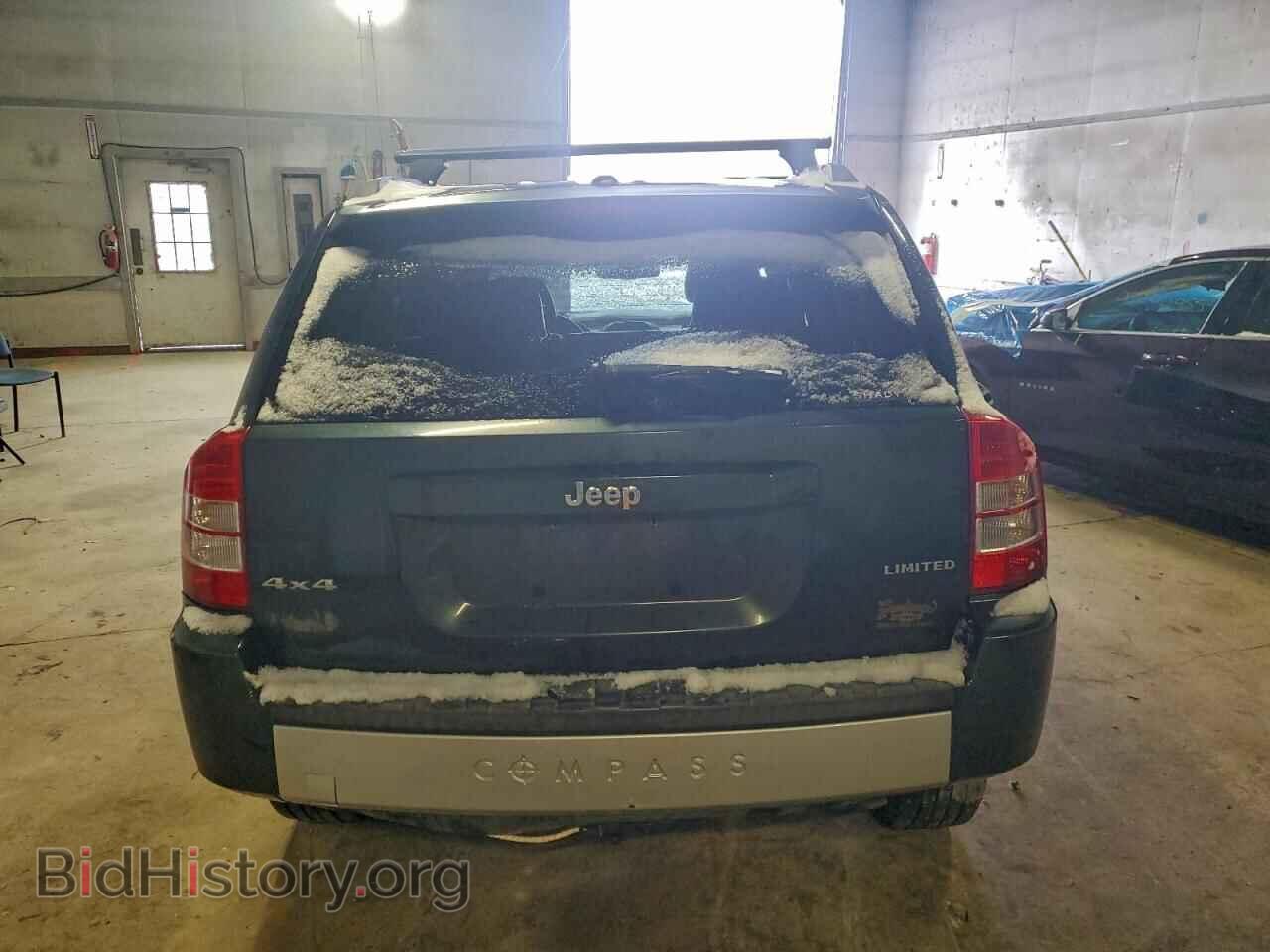 2010 JEEP COMPASS - VIN: 1J4NF5FB7AD611237 - Фото 6