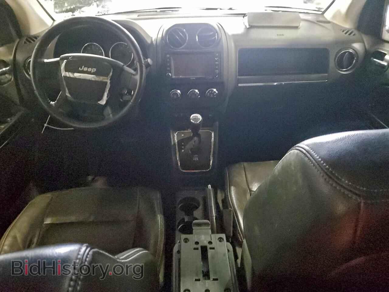 2010 JEEP COMPASS - VIN: 1J4NF5FB7AD611237 - Фото 8