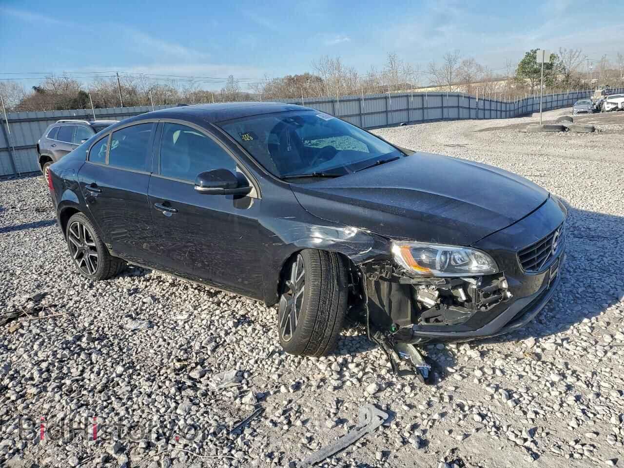 2017 VOLVO S60 - VIN: YV126MFL3H2425450 - Фото 4