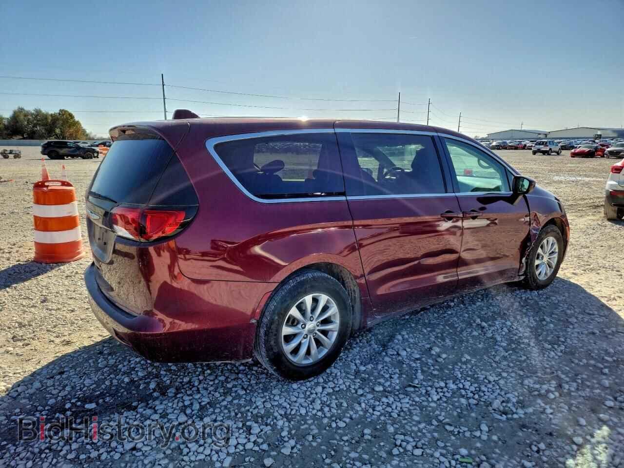 2017 CHRYSLER PACIFICA - VIN: 2C4RC1DGXHR804867 - Фото 3