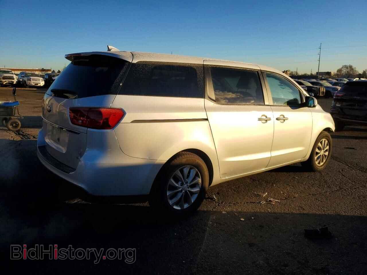 2019 KIA All Models - VIN: KNDMB5C19K6532506 - Photo 3