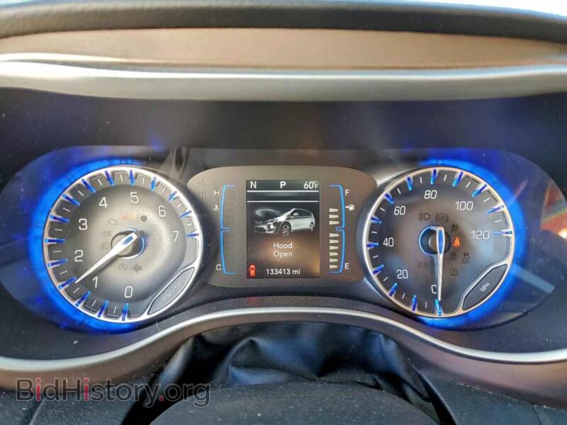 2017 Chrysler PACIFICA (VIN 2C4RC1BG1HR841339) — фото 9 из 15