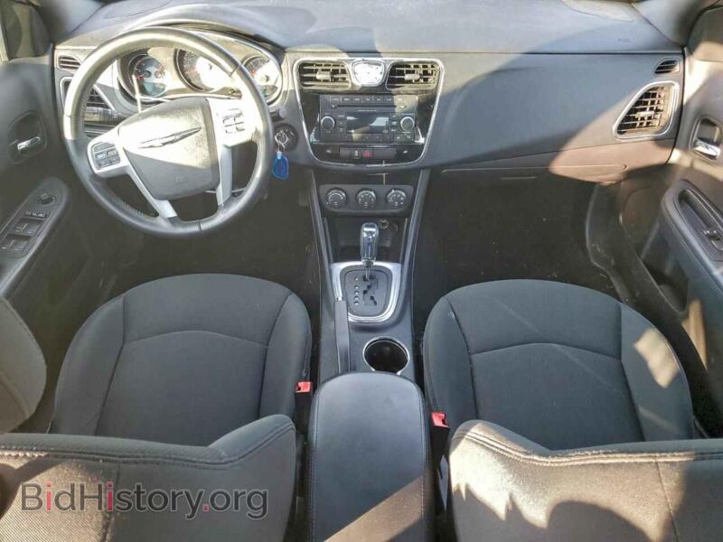 2012 Chrysler 200 (VIN 1C3CCBBB8CN119666) — фото 8 из 12