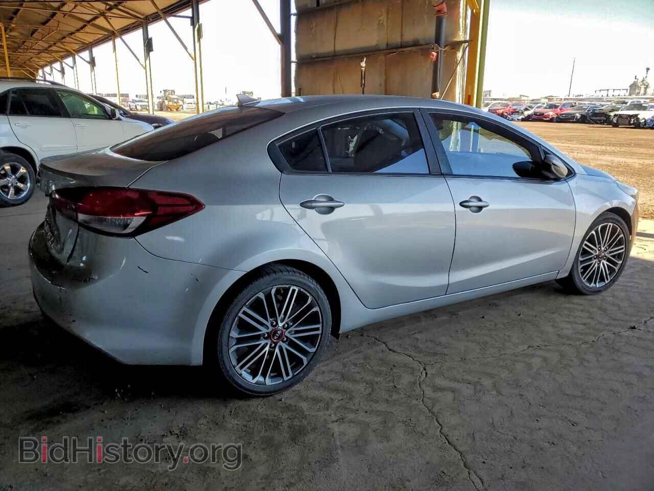 2017 KIA FORTE - VIN: 3KPFK4A73HE022116 - Фото 3
