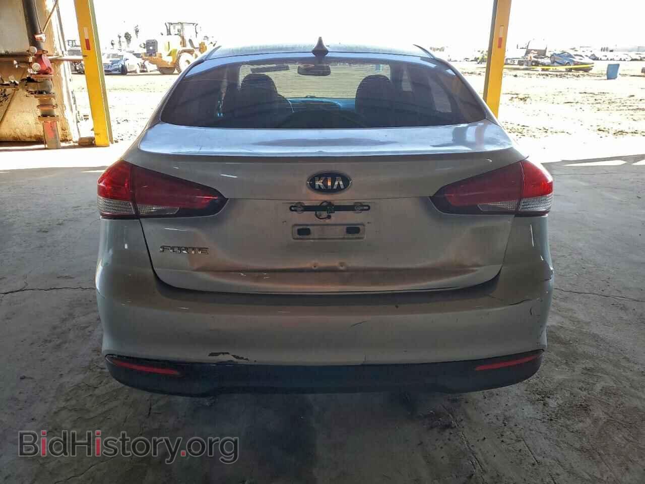 2017 KIA FORTE - VIN: 3KPFK4A73HE022116 - Фото 6
